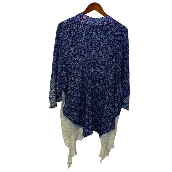 Gimmicks by BKE cardigan size M/L - Picture 2 of 6